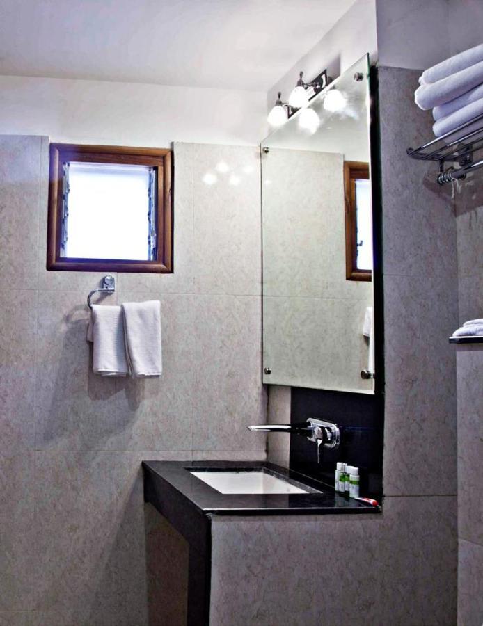 Hotel Rains Inn Гувахати Экстерьер фото
