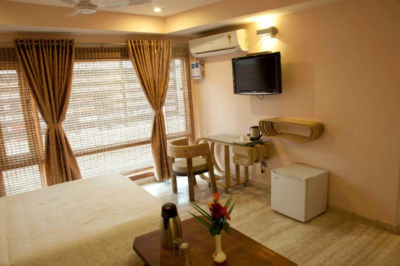 Hotel Rains Inn Гувахати Экстерьер фото